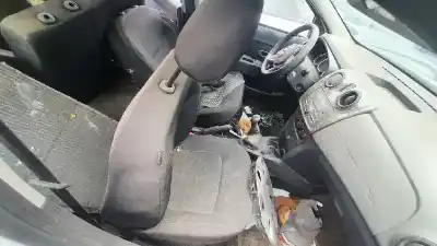 Veículo de Sucata dacia sandero ambiance do ano 2018 alimentado 