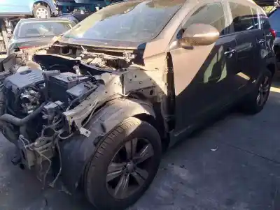 Scrapping Vehicle kia sportage drive 4x4 of the year 2012 powered d4fd
