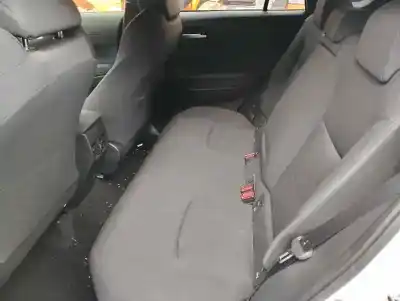 Véhicule à la ferraille toyota corolla e21 corolla (e21/eh1) basico de l'année 2004 alimenté 2zrfxe