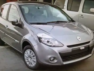 Здавання транспортного засобу RENAULT                                            CLIO III                                                                                                                                                                                                                                                   1.5 dCi Diesel                                                                                                                                                                                                                                             року 2010 потужний K9K768