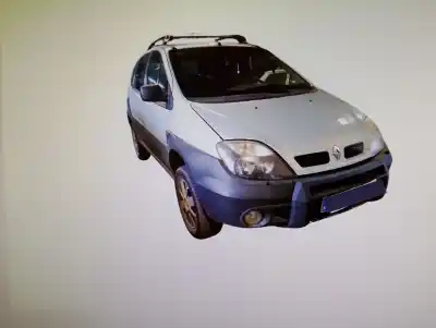 Veículo de Sucata renault                                            scenic rx4 (ja0)                                                                                                                                                                                                                                           1.9 dci salomon do ano 2002 alimentado f9q q7