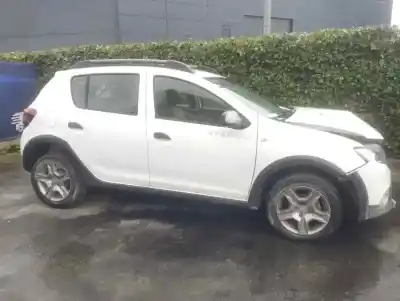 Veículo de Sucata DACIA SANDERO * do ano 2017 alimentado H4B408