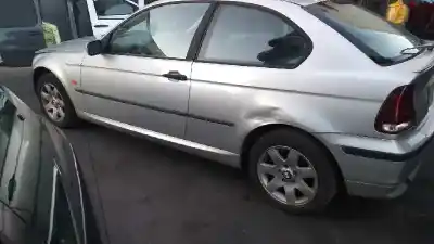 Veículo de Sucata bmw serie 3 berlina (e90) 320i do ano 2004 alimentado n46b20a