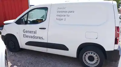 Vehículo de desguace TOYOTA PROACE VERSO  del año 2017 con motor YH01
