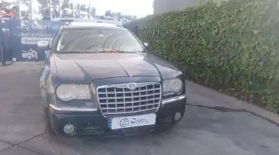 Verschrottungsfahrzeug CHRYSLER 300C TOURING (LX, LE) 3.0 CRD des Jahres 2009 angetrieben EXL
