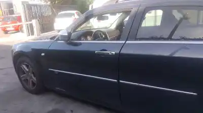 Véhicule à la ferraille chrysler 300c touring (lx, le) 3.0 crd de l'année 2009 alimenté exl