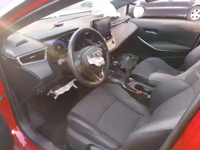 Scrapping Vehicle toyota corolla fastback (_e21_) 1.8 hybrid (zwe211) of the year 2021 powered 2zrfxe