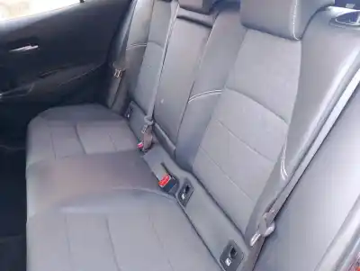 Scrapping Vehicle toyota corolla fastback (_e21_) 1.8 hybrid (zwe211) of the year 2021 powered 2zrfxe