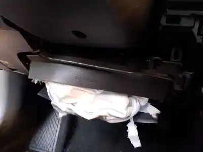 Scrapping Vehicle toyota corolla fastback (_e21_) 1.8 hybrid (zwe211) of the year 2021 powered 2zrfxe