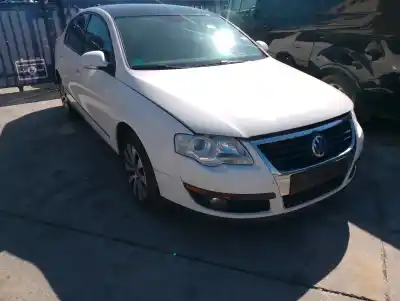Sloopvoertuig volkswagen passat b6 (3c2) 1.6 van het jaar 2010 aangedreven cdga