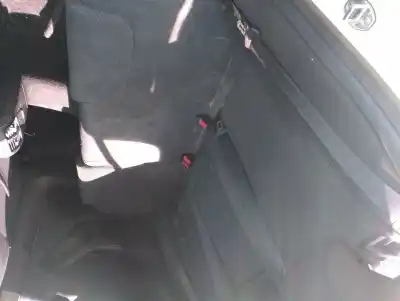 Sloopvoertuig volkswagen passat b6 (3c2) 1.6 van het jaar 2010 aangedreven cdga