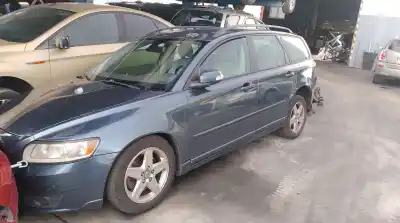 Scrapping Vehicle VOLVO V50 (545) 2.0 D of the year 2009 powered D4204T