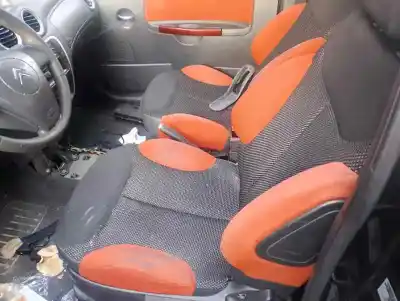 Veículo de Sucata citroen c2 (jm_) 1.4 hdi do ano 2005 alimentado 8hz