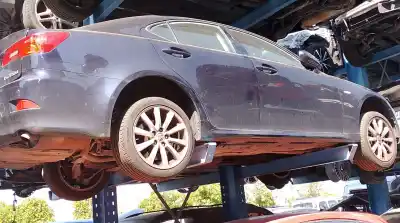Veicolo di demolizione lexus is ii (_e2_) 220d (ale20) dell'anno 2008 alimentato 2adfhv