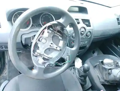 Veicolo di demolizione RENAULT MEGANE II (BM0/1_, CM0/1_)  dell'anno 2008 alimentato K9K732