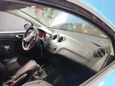 Veicolo di demolizione seat ibiza iv (6j5, 6p1) 1.6 tdi dell'anno 2010 alimentato cayc