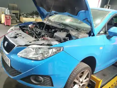 Veicolo di demolizione seat ibiza iv (6j5, 6p1) 1.6 tdi dell'anno 2010 alimentato cayc