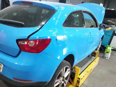 Veicolo di demolizione seat ibiza iv (6j5, 6p1) 1.6 tdi dell'anno 2010 alimentato cayc