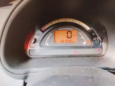 Véhicule à la ferraille citroen c3 i (fc_, fn_) 1.4 hdi de l'année 2003 alimenté 8hx