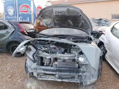 Véhicule à la ferraille toyota aygo x (_b7_) 1.0 vvt-i (kgb70) de l'année 2025 alimenté 1krfe