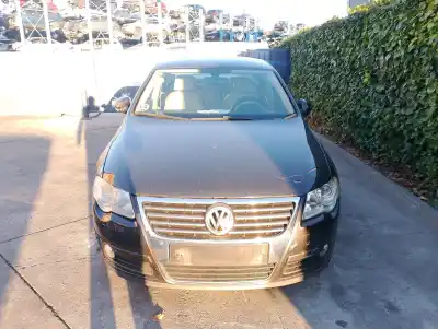 Véhicule à la ferraille volkswagen passat b6 (3c2) 2.0 tdi de l'année 2007 alimenté bkp