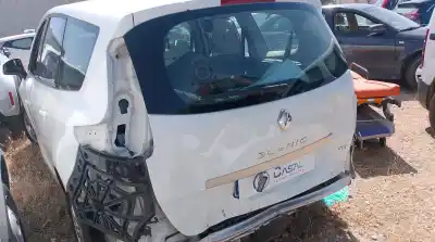 Veicolo di demolizione renault scenic iii * dell'anno 2010 alimentato f9q872
