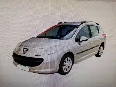 Sloopvoertuig PEUGEOT 207  van het jaar 2007 aangedreven KFU