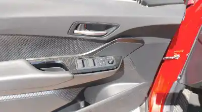 Verschrottungsfahrzeug toyota c-hr (_x1_) 1.8 hybrid (zyx10_, zyx11_) des jahres 2023 angetrieben 2zrfxe