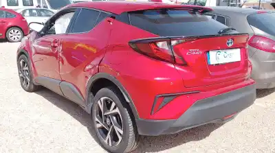 Verschrottungsfahrzeug toyota c-hr (_x1_) 1.8 hybrid (zyx10_, zyx11_) des jahres 2023 angetrieben 2zrfxe