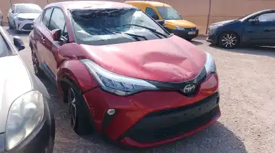 Verschrottungsfahrzeug toyota c-hr (_x1_) 1.8 hybrid (zyx10_, zyx11_) des jahres 2023 angetrieben 2zrfxe