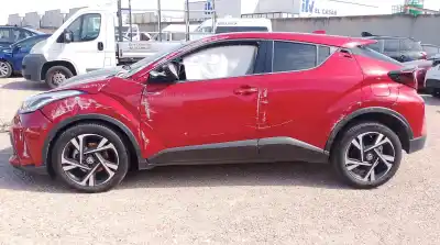 Verschrottungsfahrzeug toyota c-hr (_x1_) 1.8 hybrid (zyx10_, zyx11_) des jahres 2023 angetrieben 2zrfxe