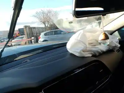 Véhicule à la ferraille seat leon (5f1) 1.6 tdi de l'année 2014 alimenté clha