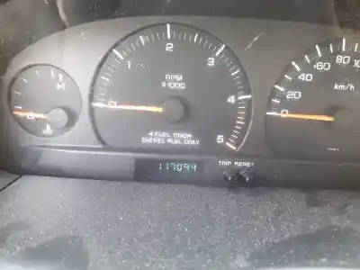 Veicolo di demolizione chrysler voyager (gs) 2.5 td dell'anno 1995 alimentato 