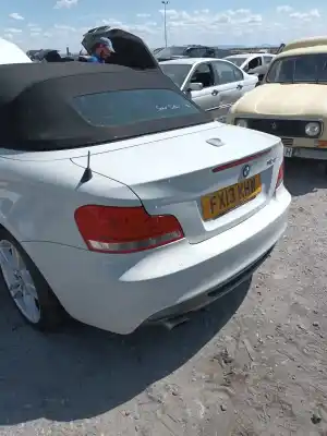 Veículo de Sucata bmw serie 1 cabrio (e88) 118d do ano 2013 alimentado n47d20c