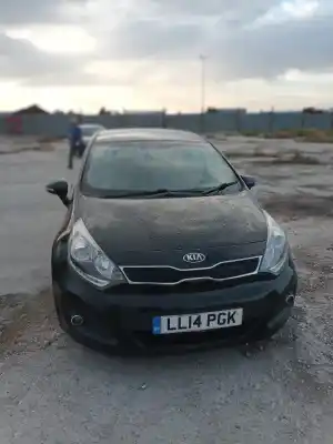 Veículo de Sucata KIA RIO Concept do ano 2014 alimentado D4FC