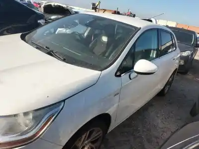 Veículo de Sucata citroen c4 ii (nc_) 1.6 hdi 115 do ano 2013 alimentado 9hd (dv6c)