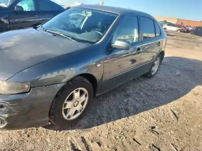 Veículo de Sucata seat leon (1m1) 1.9 tdi do ano 2000 alimentado 