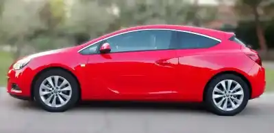 Sloopvoertuig OPEL                                               ASTRA J GTC                                                                                                                                                                                                                                                Selective                                                                                                                                                                                                                                                  van het jaar 2012 aangedreven A20DTH