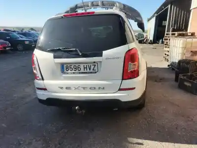 Здавання транспортного засобу ssangyong rexton w / rexton 2.0 xdi року 2014 потужний d20dtr