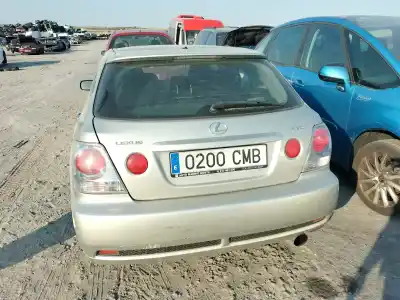 Veicolo di demolizione lexus is i (_e1_) 200 (gxe10) dell'anno 2003 alimentato 1g-fe