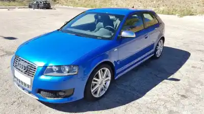 Veicolo di demolizione AUDI A3 (8P)  dell'anno 2006 alimentato BKD