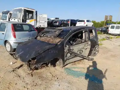 Veicolo di demolizione volkswagen golf v (1k1) 1.9 tdi dell'anno 2003 alimentato bkc