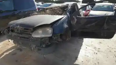Veicolo di demolizione VOLKSWAGEN GOLF V (1K1) 1.9 TDI dell'anno 2003 alimentato BKC