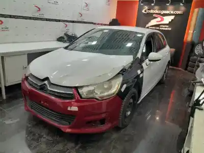 Vehicul casat citroen c4 ii (nc_) 1.6 hdi 90 al anului 2010 alimentat 9hp