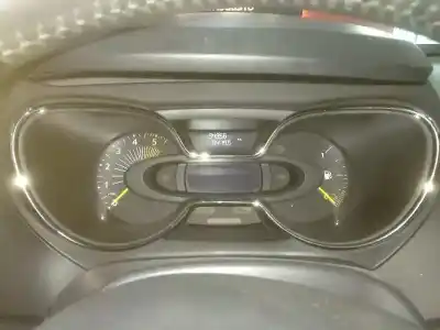 Veículo de Sucata renault captur j5_, h5_ 1.5 dci 90 do ano 2015 alimentado k9kb6