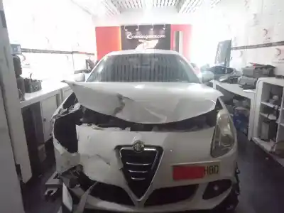 Здавання транспортного засобу alfa romeo giulietta (940_) 1.6 jtdm (940fxd1a) року 2010 потужний 