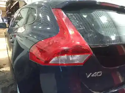 Sloopvoertuig volvo v40 fastback (525) d2 van het jaar 2014 aangedreven d4162t