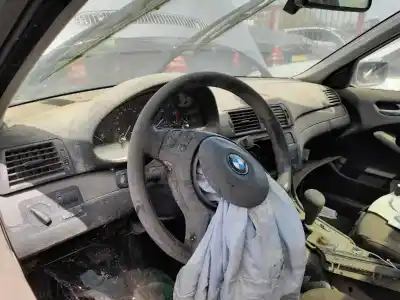 Veículo de Sucata bmw 3 touring (e46) 320 d do ano 2004 alimentado 204d4d