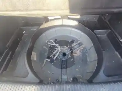 Veicolo di demolizione volkswagen golf v (1k1) 1.9 tdi dell'anno 2004 alimentato bkc