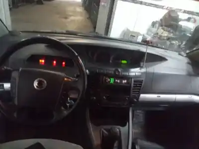 Здавання транспортного засобу ssangyong rodius i 2.7 xdi року 2006 потужний d27dt